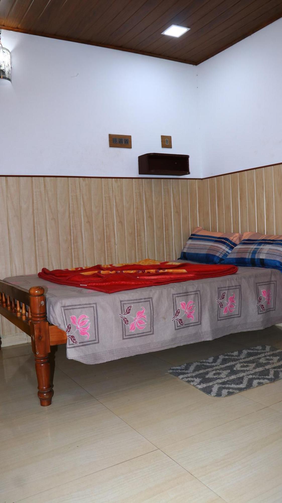 Navaneeth Homestay Devikolam Exterior photo